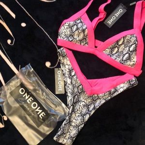 ONEONE Swimwear